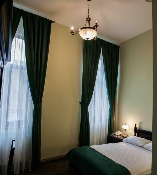 اتاق سوپریور یک تخته, Central Carei