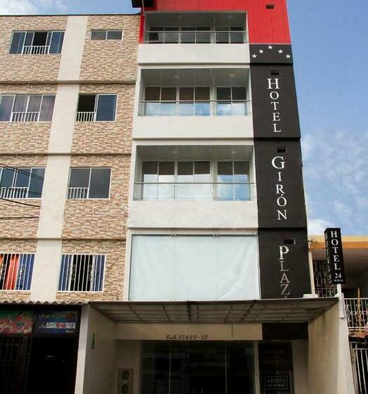 اتاق استاندارد سه نفره, Girón Plaza