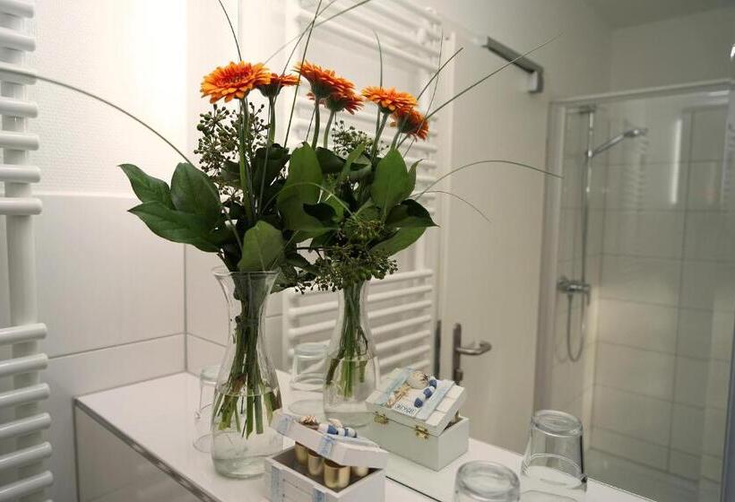 Standardzimmer, Ostseehotel Hunhoi