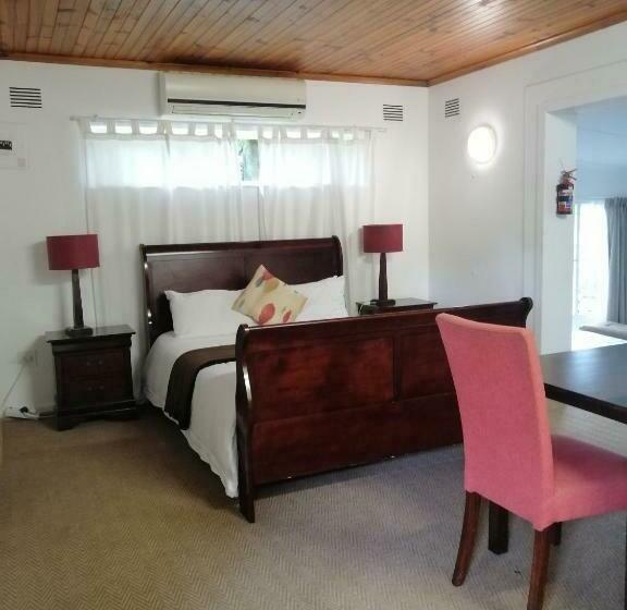 Апартаменты 1 Спальня Нижний Этаж, Sakabula Country Lodge