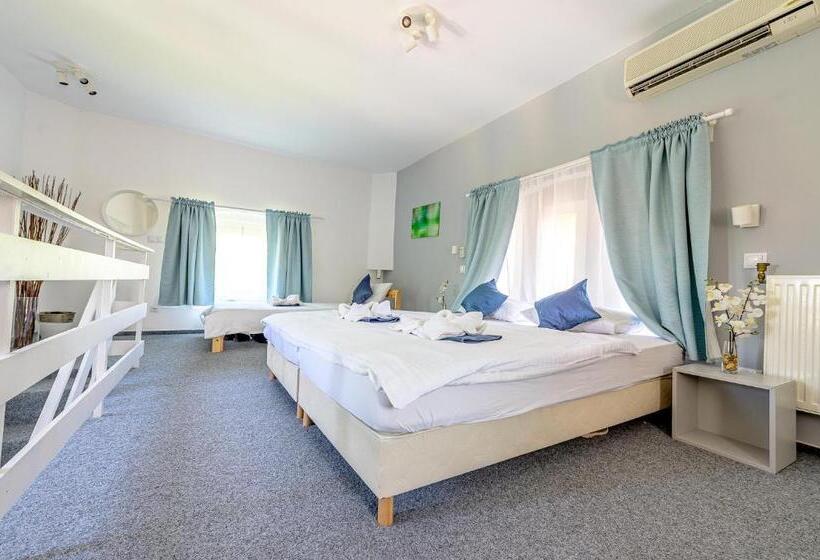 Suite with Terrace, Herczeg Udvarház Poroszló