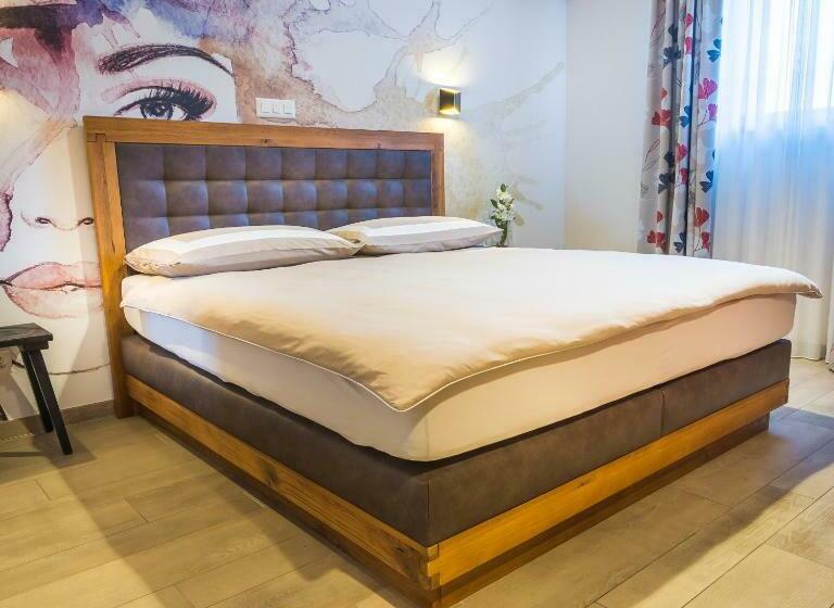 اتاق لوکس, Le Manoir Vionnaz