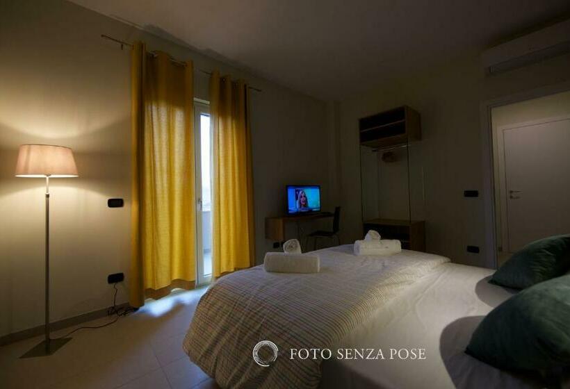 اتاق استاندارد با تخت بزرگ, Lepini Suites Affittacamere
