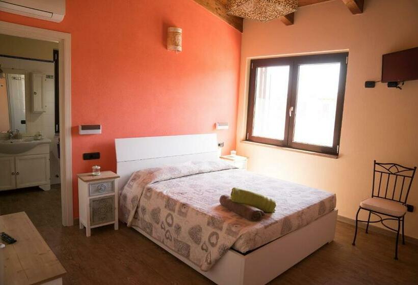 اتاق استاندارد سه نفره, Room & Breakfast Le Magie