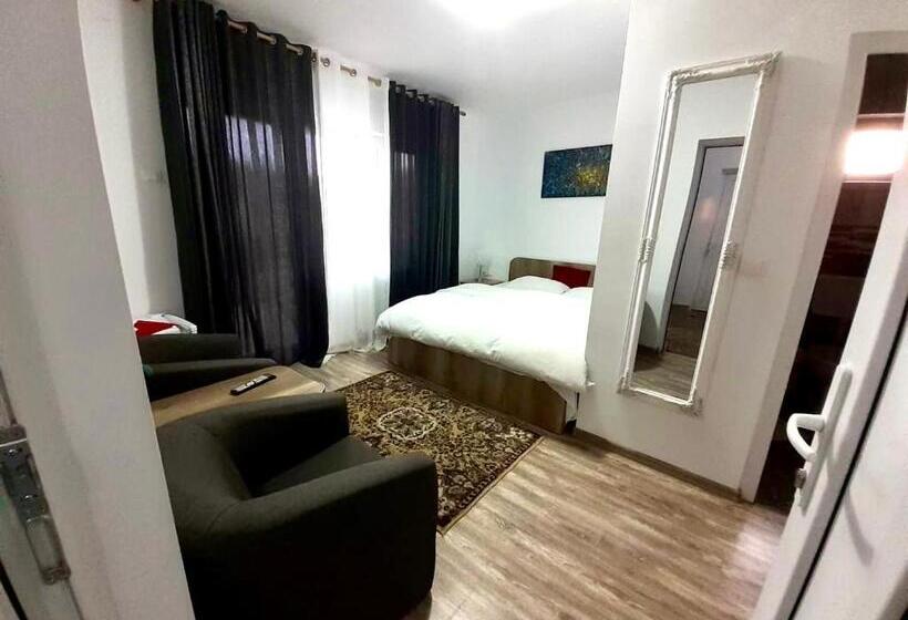 اتاق استاندارد با تخت بزرگ, Pensiunea Casa Albă