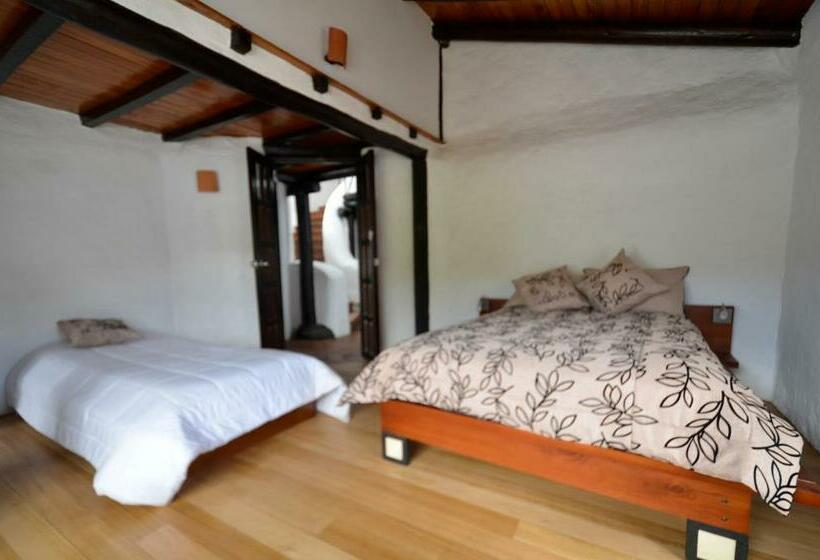 اتاق استاندارد سه نفره, Sierra Alisos Hotel De Campo