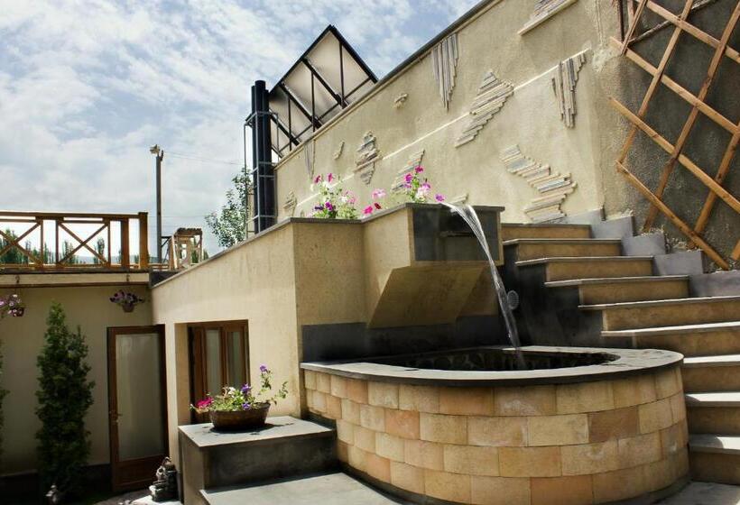 اتاق خانوادگی با چشم‌انداز کوه, Aya Maria Wellness Spa Resort