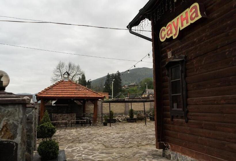 خانه 1 خوابه, Oksamit Resort