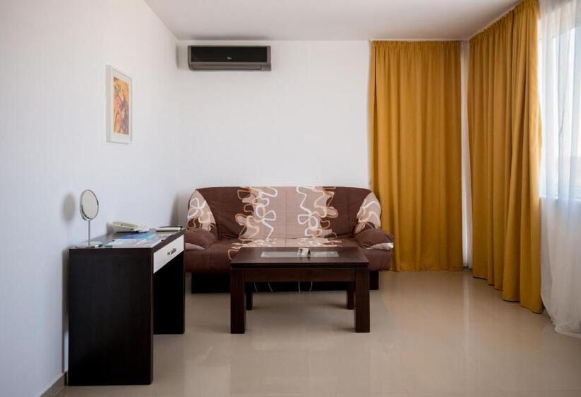 استودیوی استاندارد, Arapya Sun Resort