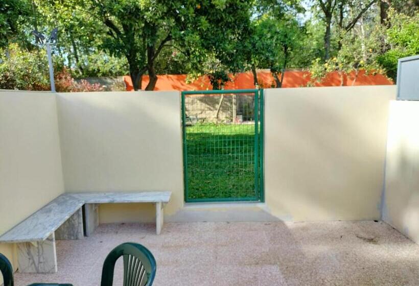 سوییت خانوادگی, Metro Vilar Suites & Villas
