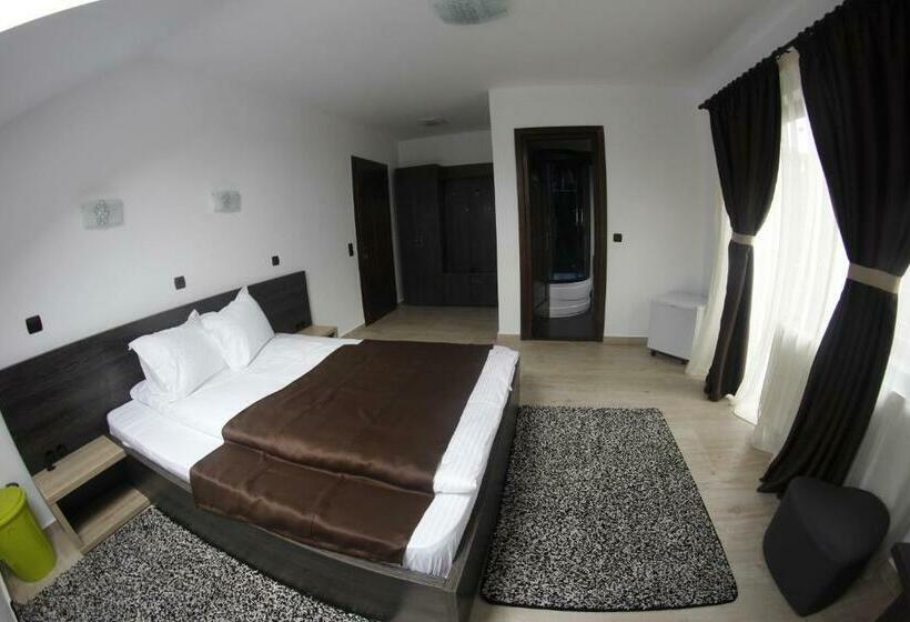 اتاق استاندارد با بالکن, Casa Laur Cu Plajă Privată