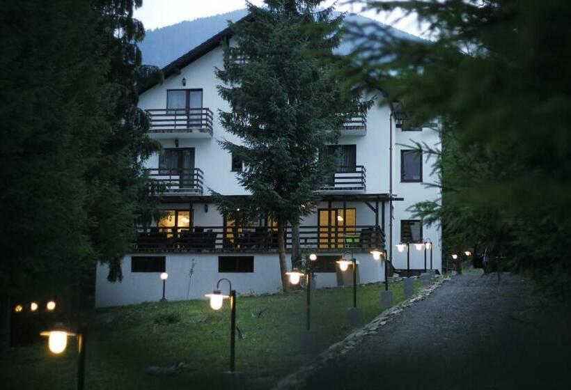 خانه 1 خوابه, Casa Laur Cu Plajă Privată