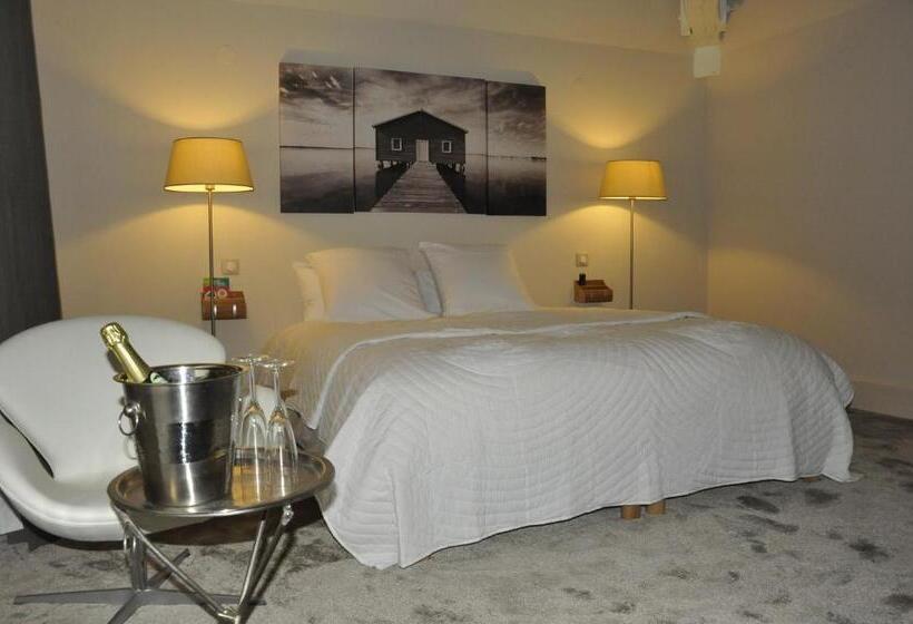 스탠다드 룸, Domaine Des Grands Cèdres