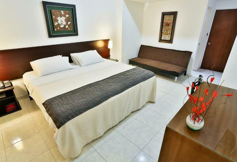اتاق لوکس با تخت بزرگ, Casablanca Hotel, Restobar, Catering, Eventos & Turismo En Garzón