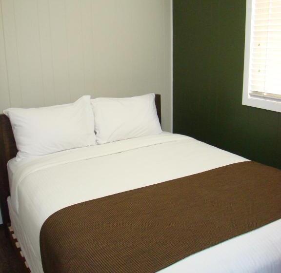 سوییت, Paddock Inn