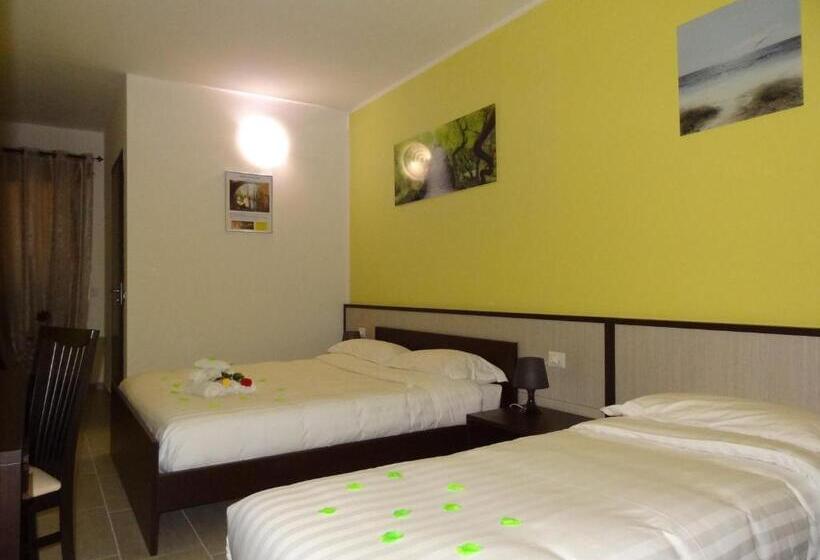 اتاق استاندارد سه نفره, Affittacamere Rooms Di Matteo