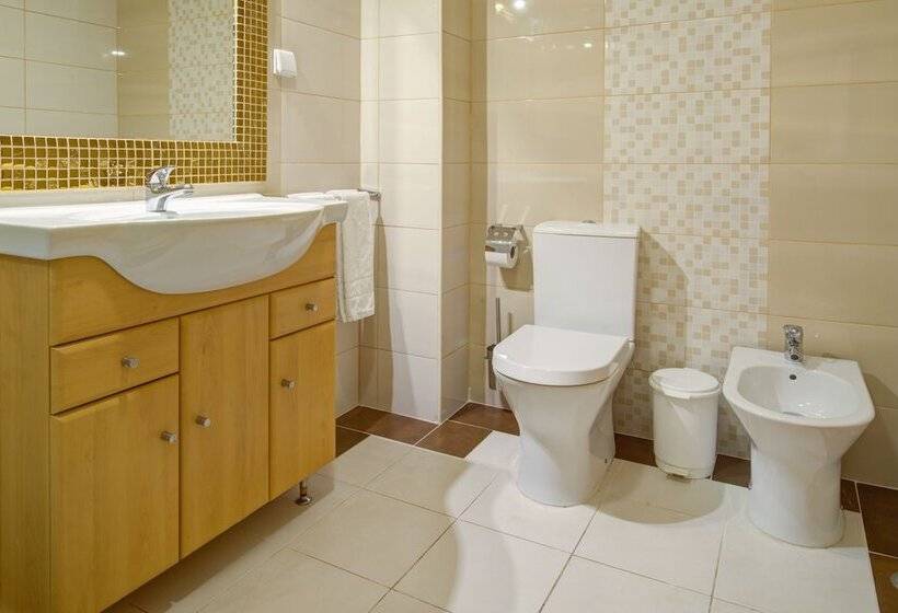 带2个卧室的公寓, Choromar Apartments