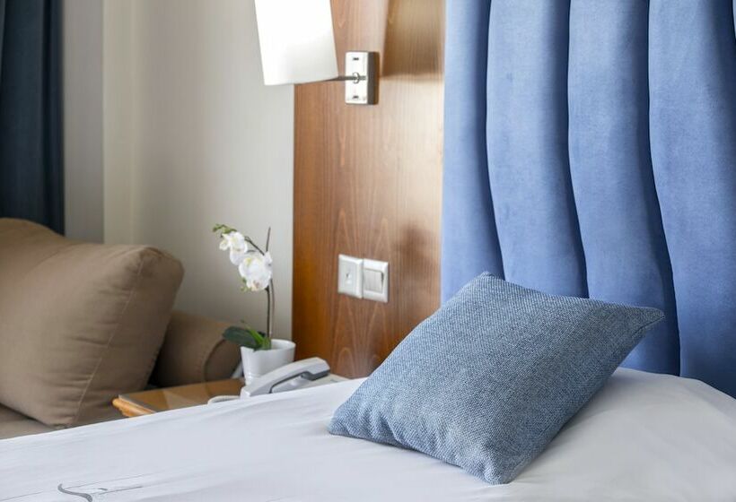 اتاق استاندارد با چشم‌انداز دریا, Anastasia Beach Hotel