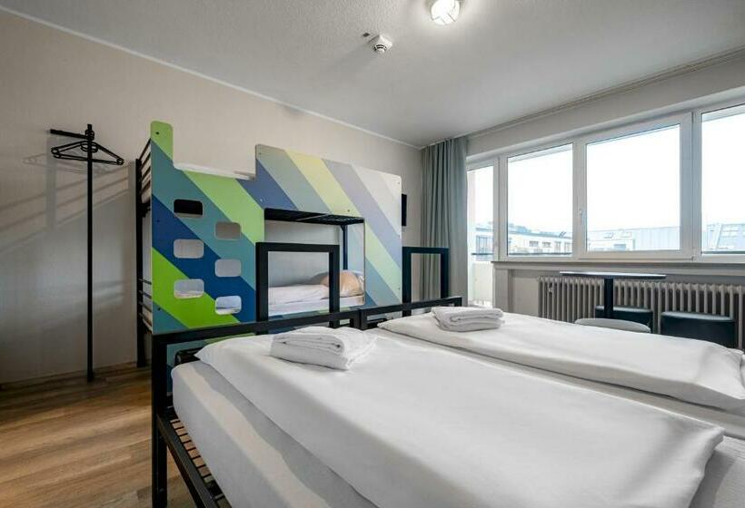 4 Bett Standardzimmer, A&o Munich Hauptbahnhof