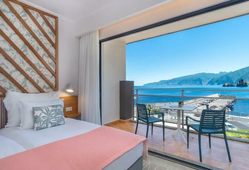 اتاق استاندارد با چشم‌انداز دریا, Aqua Natura Bay
