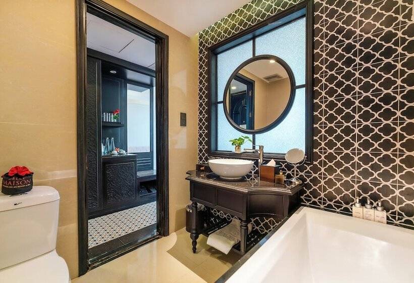 اتاق لوکس با چشم‌انداز شهر, Hadana Boutique Resort Hoian