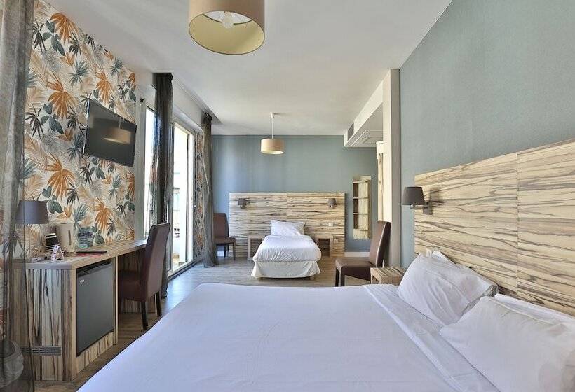 اتاق استاندارد سه نفره, Marbella