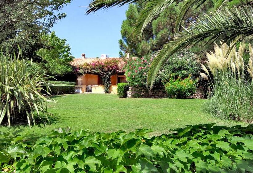 اتاق کلاسیک سه تخته, Colonna Hotel Du Golf