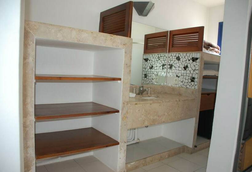 Chambre Triple Standard, El Pueblo Tamlelt