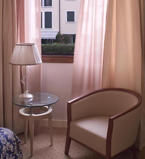 اتاق استاندارد یک نفره, Giudecca Venezia