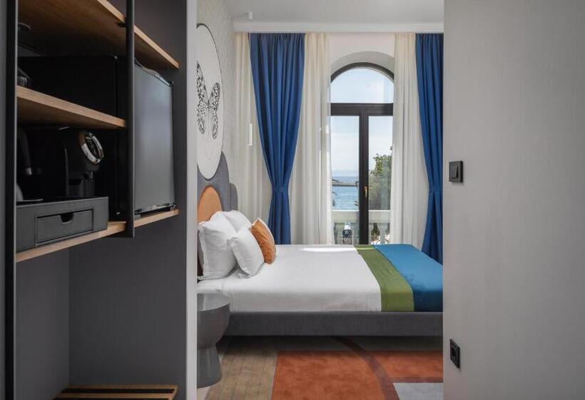 اتاق سوپریور با چشم‌انداز جانبی دریا, Heritage Hotel Porin Makarska