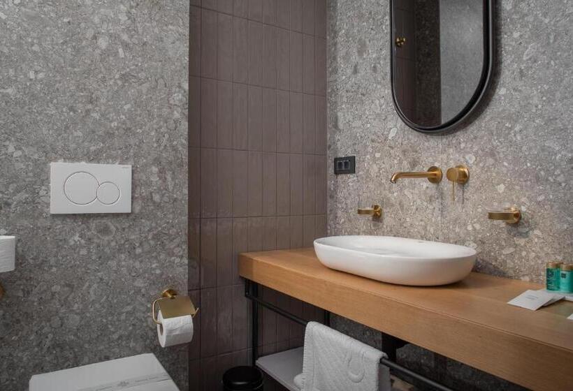 اتاق لوکس با چشم‌انداز دریا, Heritage Hotel Porin Makarska