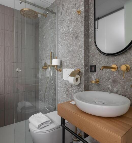 اتاق لوکس با چشم‌انداز دریا, Heritage Hotel Porin Makarska