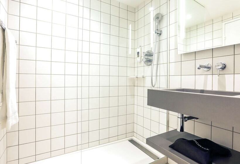 اتاق کلاسیک, Mercure Nancy Centre Gare