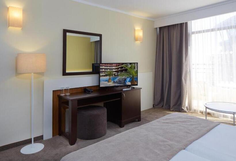 اتاق استاندارد با بالکن, Nobel Ultra All Inclusive   Free Beach Access