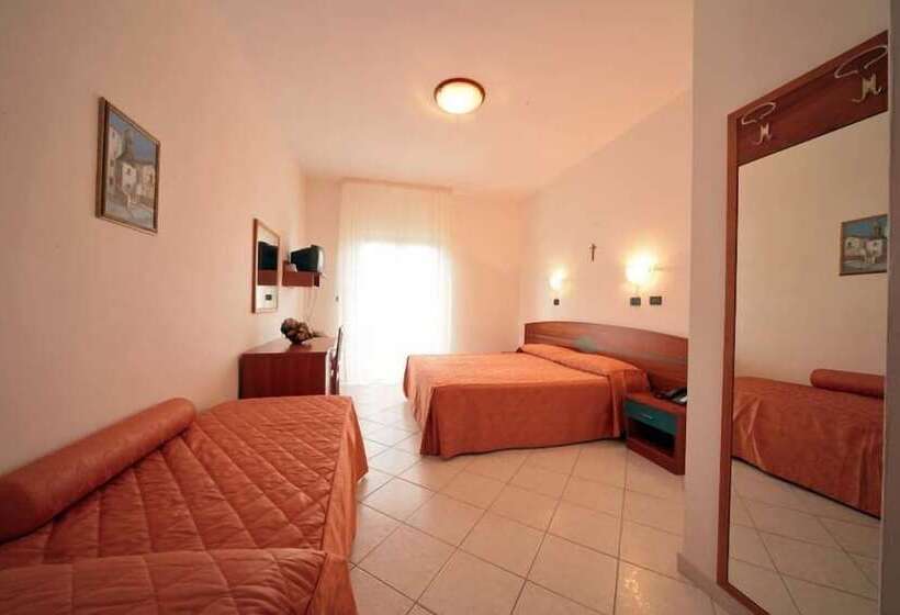 4 Bett Standardzimmer, Residence Adria