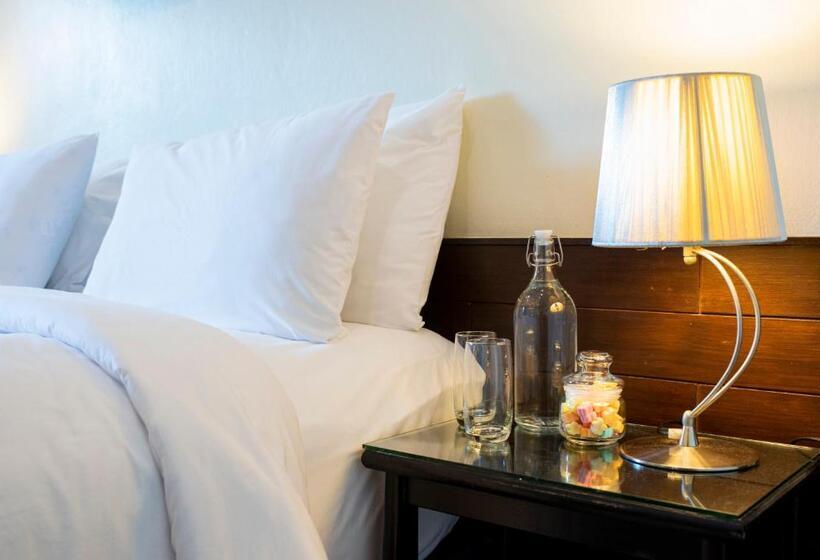 اتاق استاندارد, Lokal Phuket