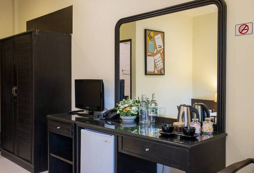 اتاق استاندارد, Lokal Phuket