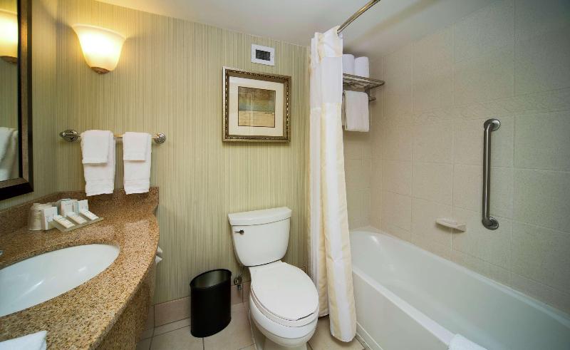 اتاق استاندارد سه نفره, Boutique Hôtel Grand Hôtel De La Gare