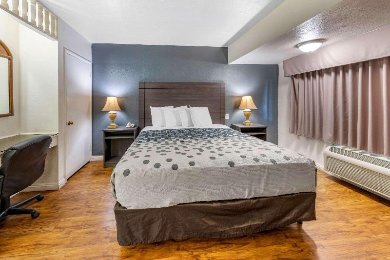اتاق سوپریور چهار تخته, Boutique Hôtel Grand Hôtel De La Gare