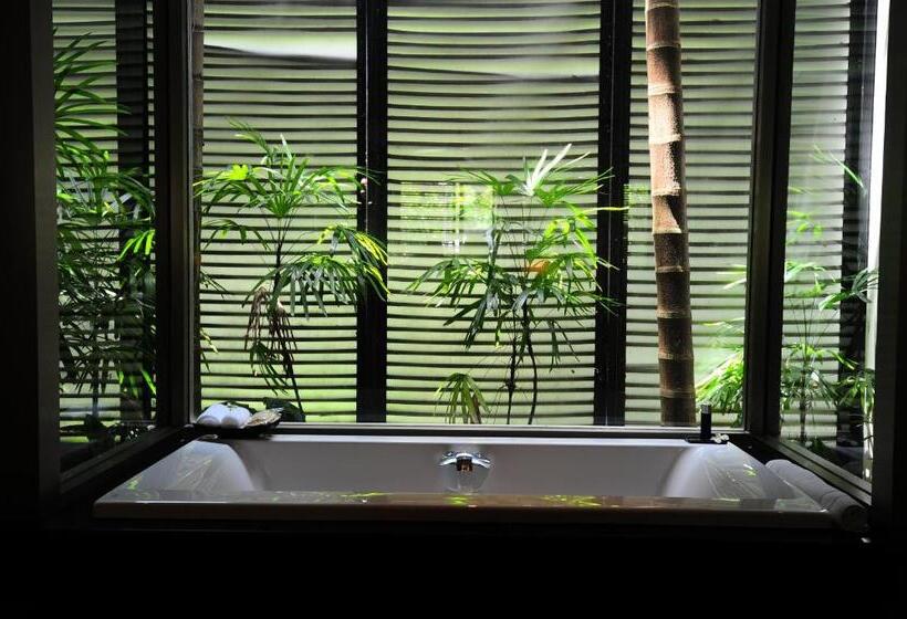 اتاق پرمیوم, Twinpalms Surin Phuket Resort