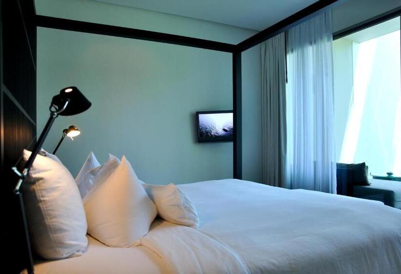 سوییت, Twinpalms Surin Phuket Resort