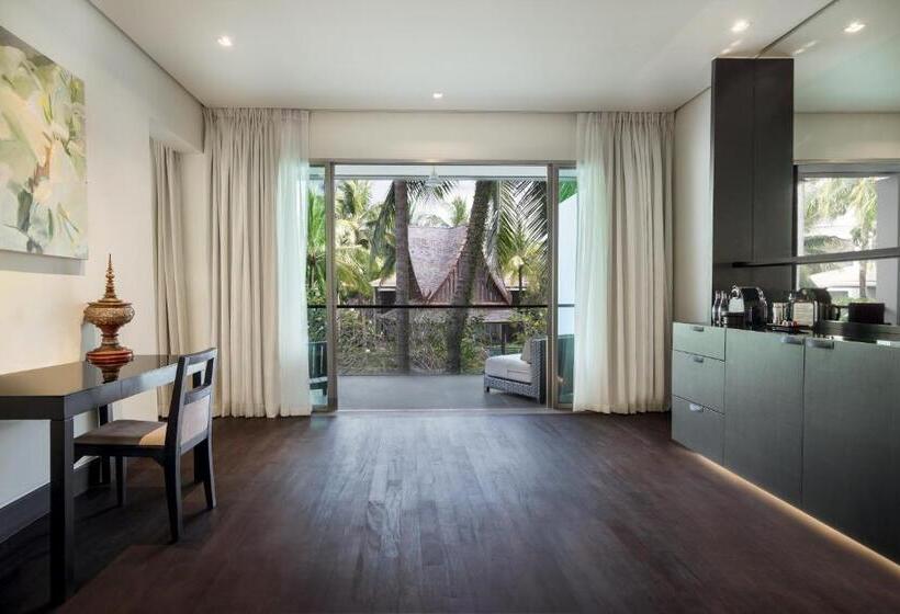 سوییت, Twinpalms Surin Phuket Resort