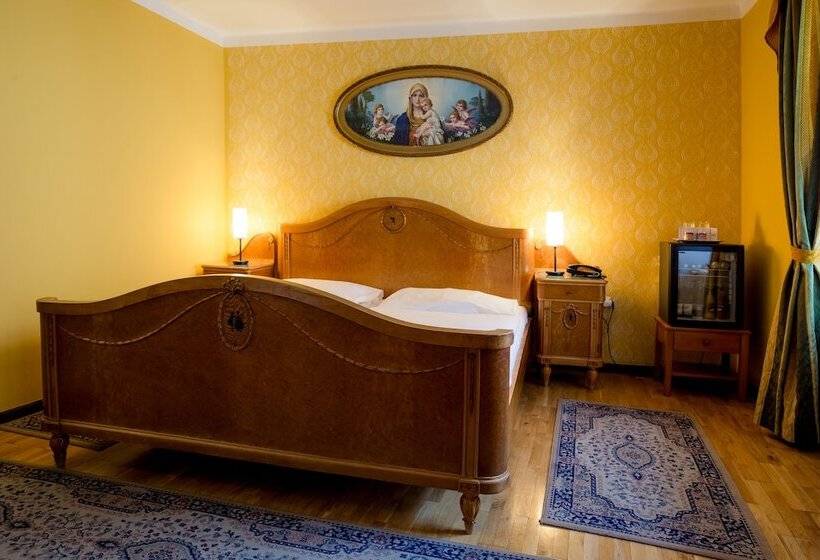 Quarto standard, Zlaty Andel