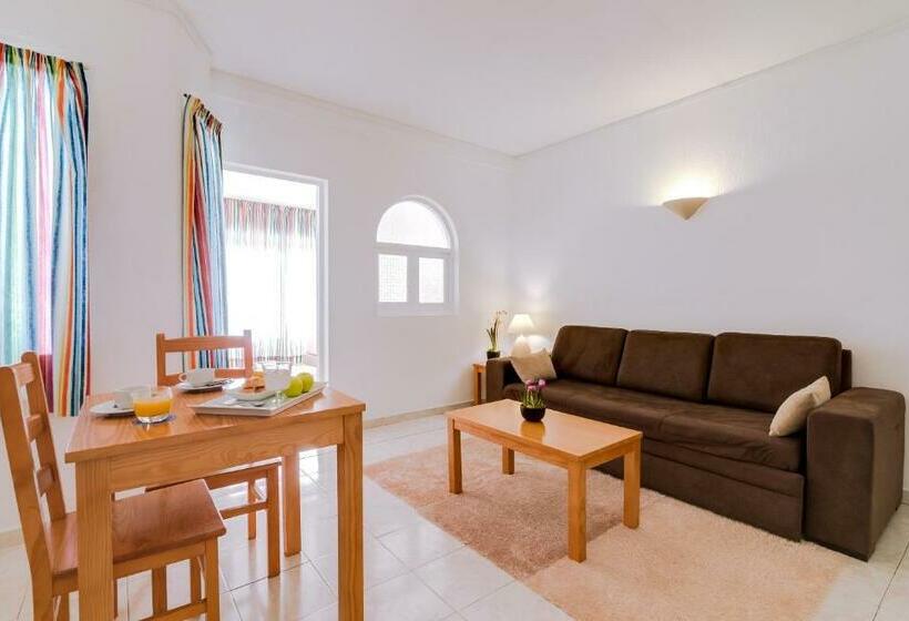 Номер Стандарт Трехместный, Monica Isabel Beach Club