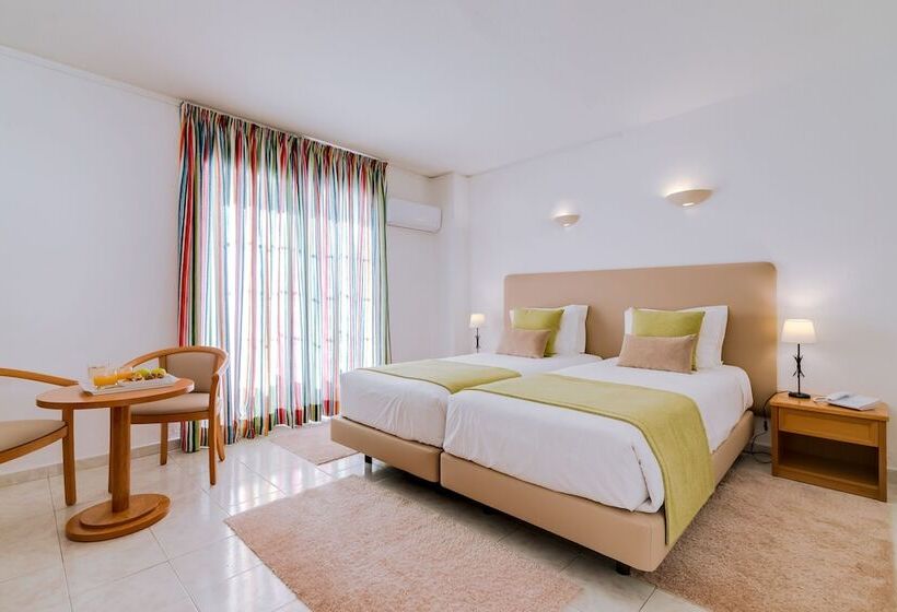 Номер Стандарт Трехместный, Monica Isabel Beach Club