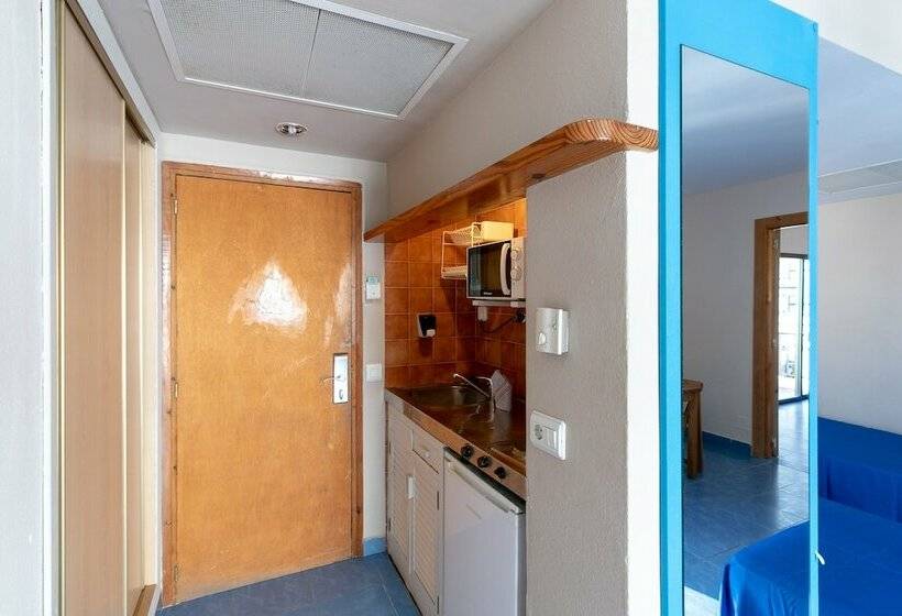 Eenvoudig Appartement met 1 Slaapkamer, The Blue Apartments   Adults Only