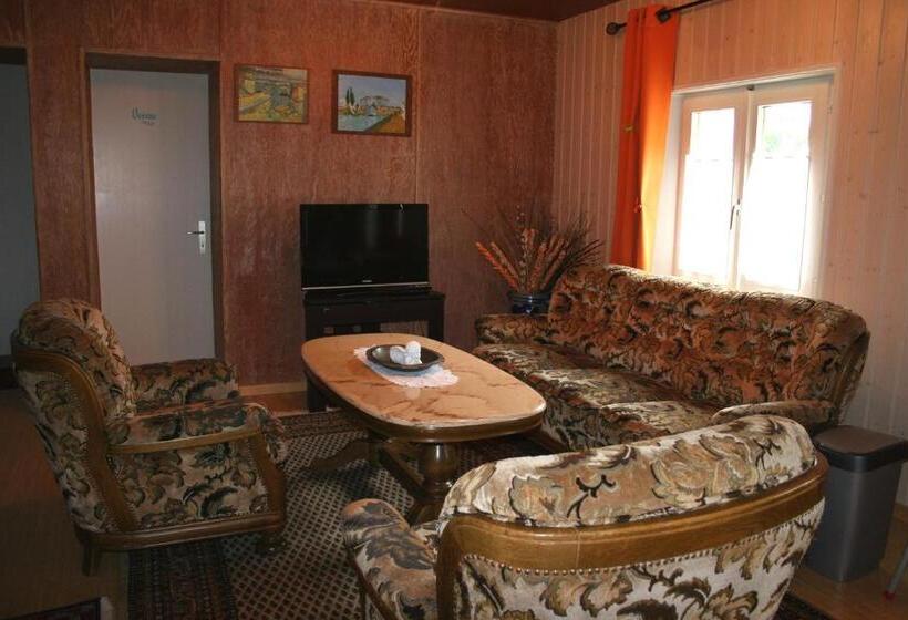 اتاق استاندارد, B&b Café De La Poste