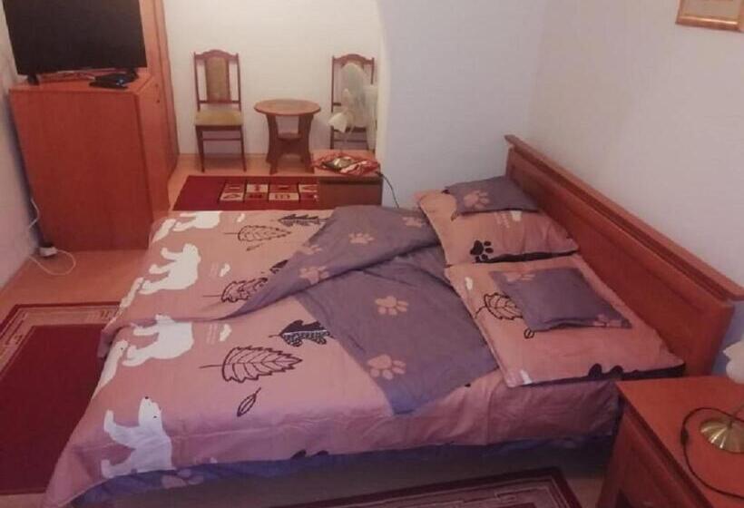 اتاق استاندارد با تخت بزرگ, Asta La Vista Vendégház