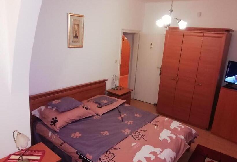 اتاق استاندارد با تخت بزرگ, Asta La Vista Vendégház