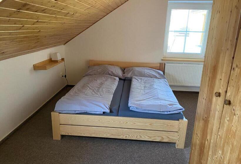 اتاق استاندارد سه نفره, Relax Centrum Gól